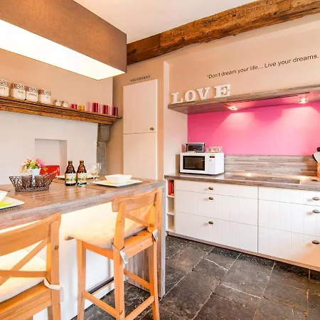 Traditional With Private Terrace Holiday home