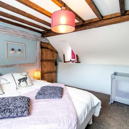 Traditional With Private Terrace Holiday home *