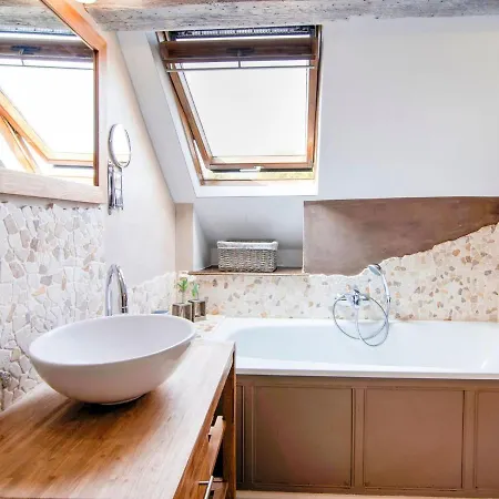 Traditional With Private Terrace Amas