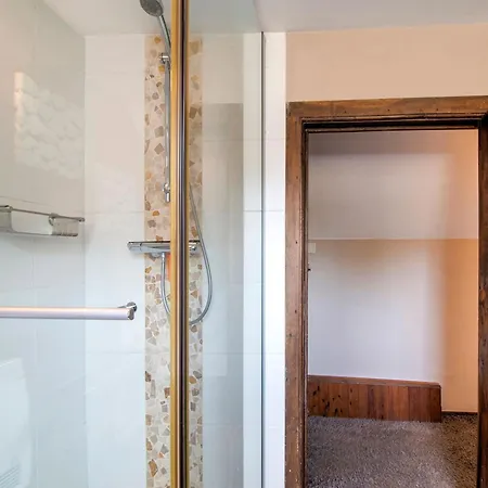 Traditional With Private Terrace Дом отдыха *