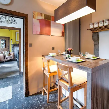 Traditional With Private Terrace 度假居 Amas